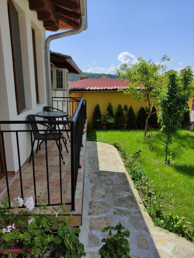 Family Hotel "Slavianska Dusha" Veliko Tŭrnovo Exterior photo