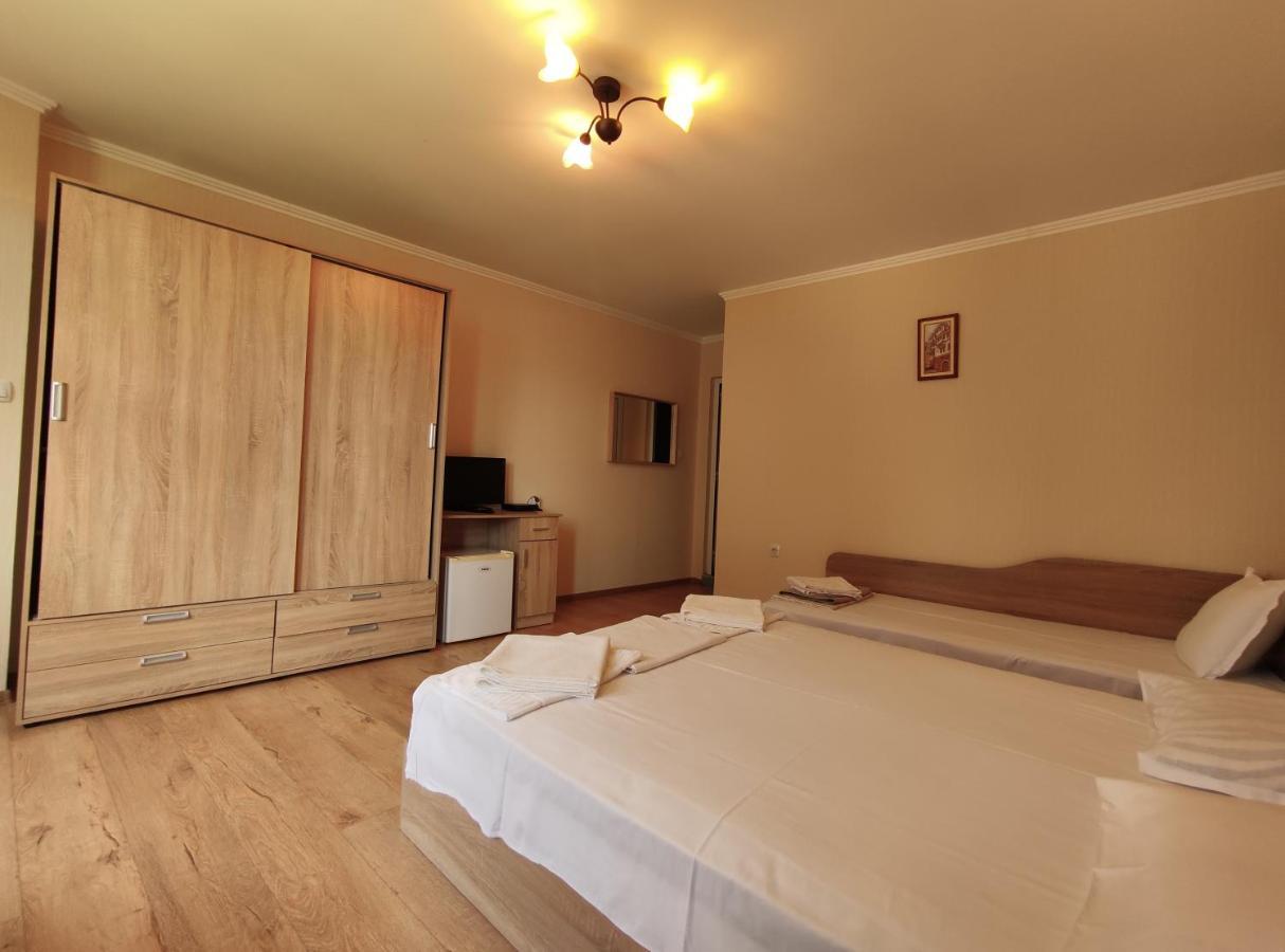 Family Hotel "Slavianska Dusha" Veliko Tŭrnovo Exterior photo