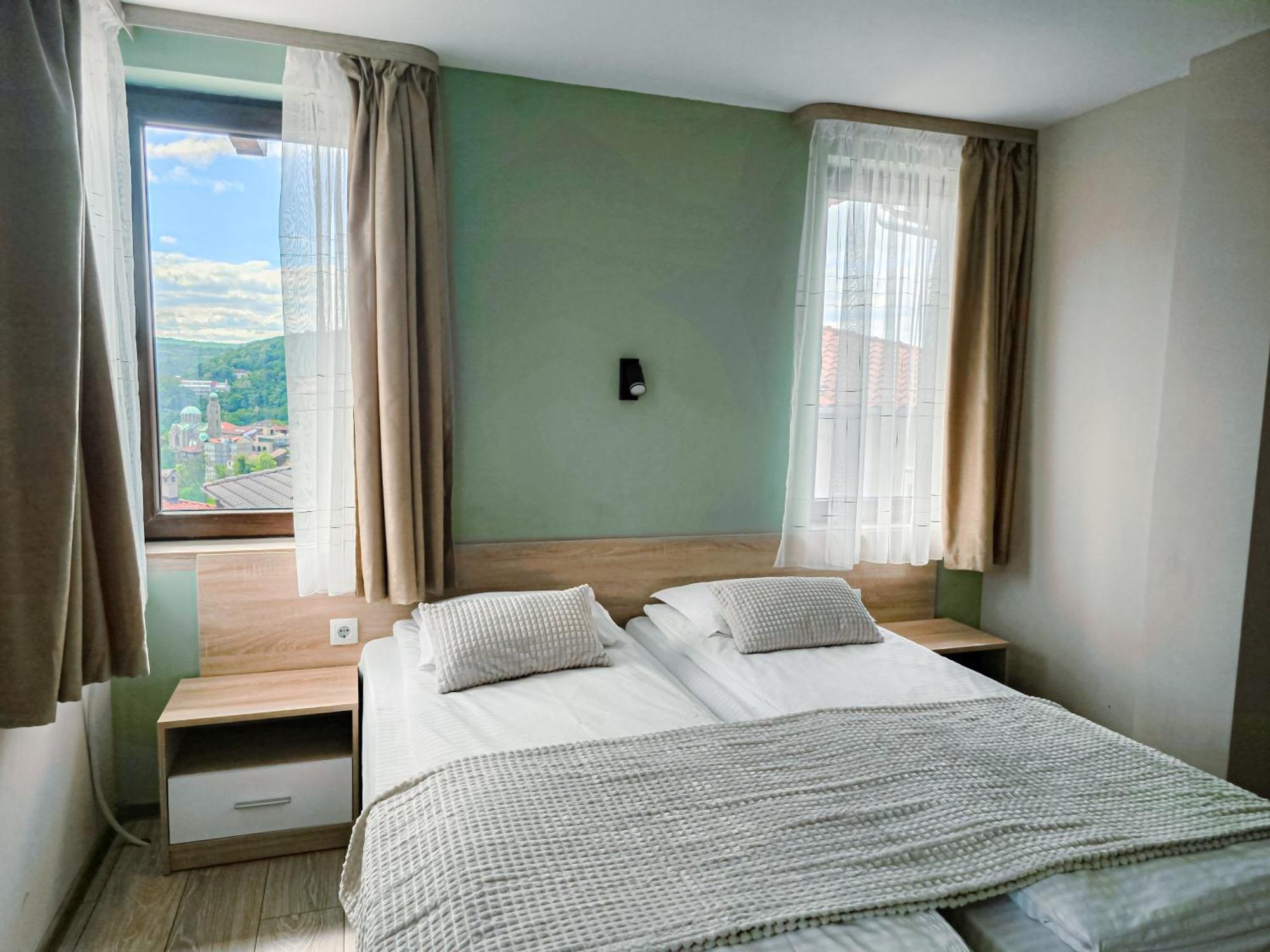 Family Hotel "Slavianska Dusha" Veliko Tŭrnovo Exterior photo