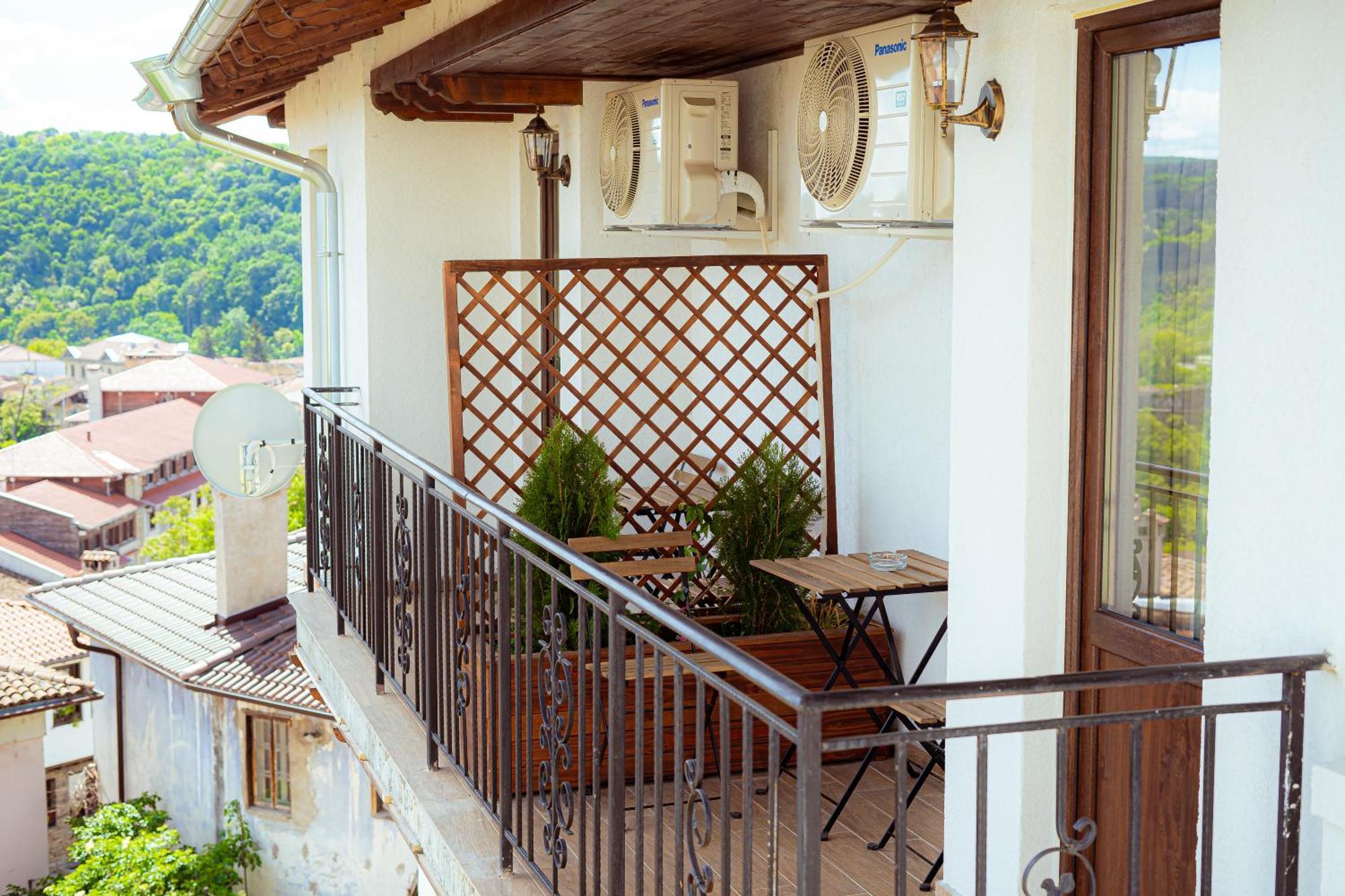 Family Hotel "Slavianska Dusha" Veliko Tŭrnovo Exterior photo